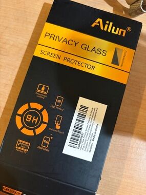 iPhone 17 privacy Screen Protector